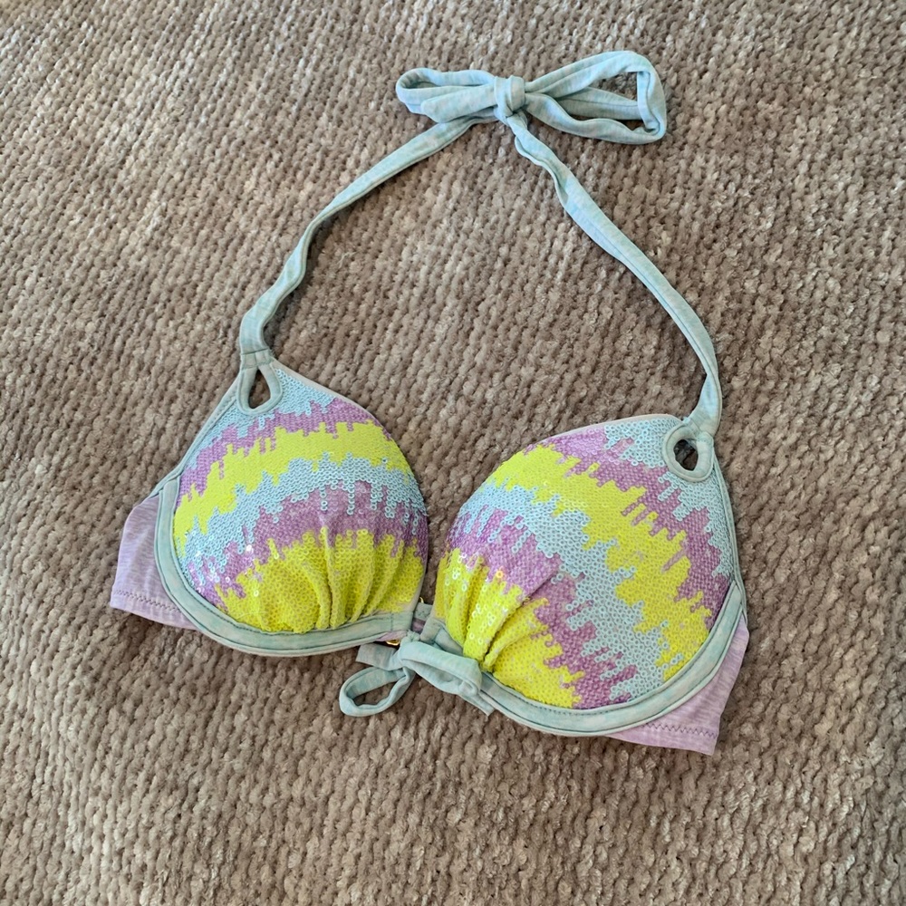 VS Bombshell Push Up Bikini Top!